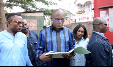 Kinshasa : Gentiny Ngobila interrompt la construction de deux bâtiments anarchiques à Ngaliema et Kintambo