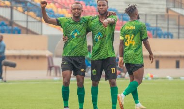 Vita marche sur Nouvelle Vie Bomoko et s'en va en demi-finale 