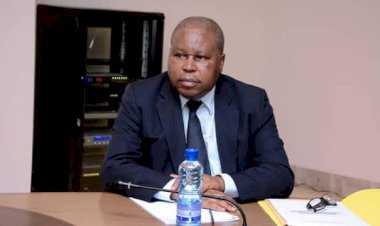 Affaire forage-lampadaires : François Rubota et Mike Kasenga passent leur première nuit à la prison de Makala 