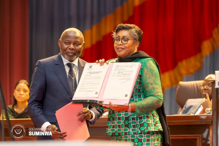 Le gouvernement Judith Suminwa investi