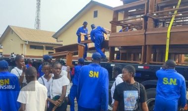 Kinshasa:  Grâce aux anciens Kulunas, deux écoles bénéficient plus de 600 bancs