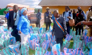 Kasangulu : les sinistrés des pluies diluviennes du 5 au 4 Avril assistés par le ministre des affaires sociales