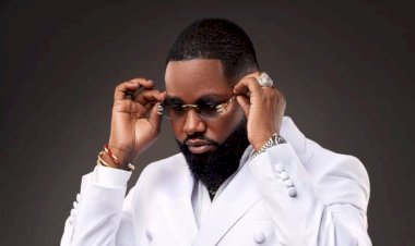 Musique : Ferre Gola promet de donner une partie des recettes de son concert à Bruxelles aux victimes de la guerre en RDC