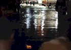 Inondations à Bandal : le quartier Makelele sous l'eau, les habitants obligés de sortir nuitamment avec leurs meubles